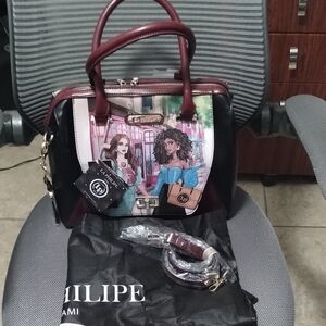 La Philipe Piece Of Art Purse-The Shopping In The City Collection